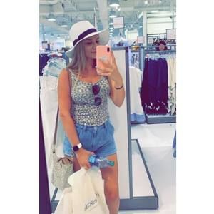 Meet your Posher, Savannah